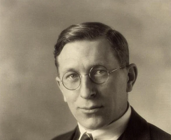 Sir Frederick G Banting